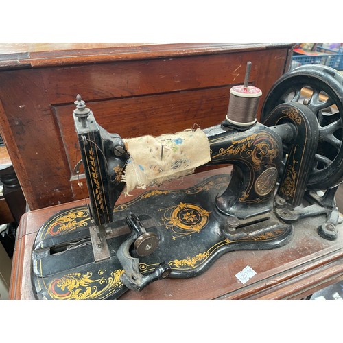 337 - Vintage Cased Wooden Singer Sewing Machine.