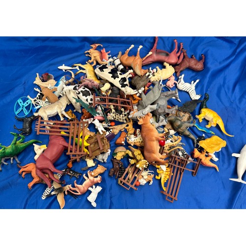 193 - Various Job Lot Of Rubber Toy Animals And Dinosaurs