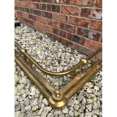 1 - Extendable Brass Fender