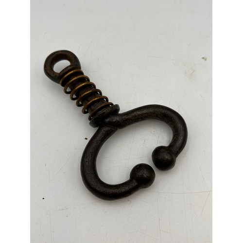 268 - Vintage Spring Loaded Bull Leading Grip.