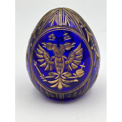 422 - Nicely Decorated Russian Glass Egg, Standing 2.5