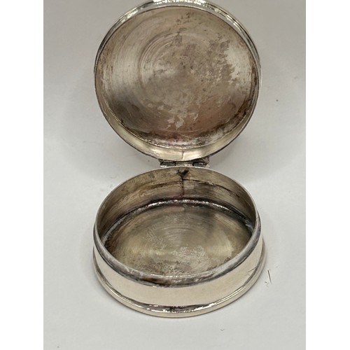 439 - Small Silver Pill Box 1.5