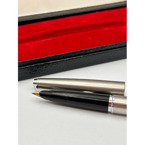 447 - Vintage Boxed Parker Fountain Pen