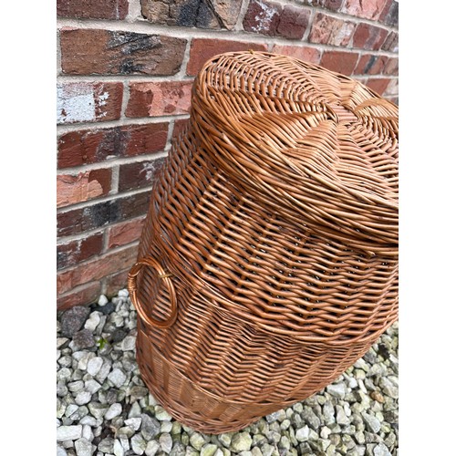 519 - Wicker Aladdin Basket 24