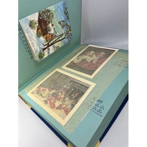 500 - Royal Art, Private Christmas Greeting Cards Book, Great Condition.