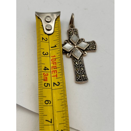 438 - Lovely Silver Marcasite Decorated Crucifix 2