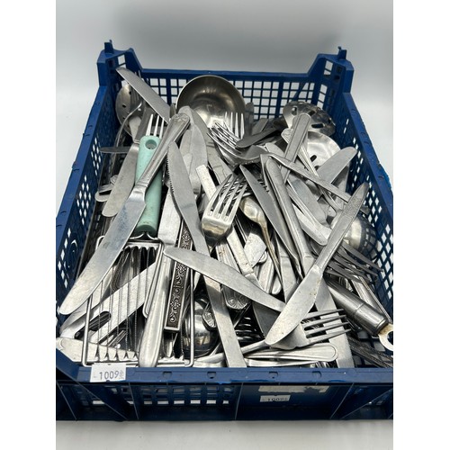 8 - Tray of Various Cutlery and Flatware