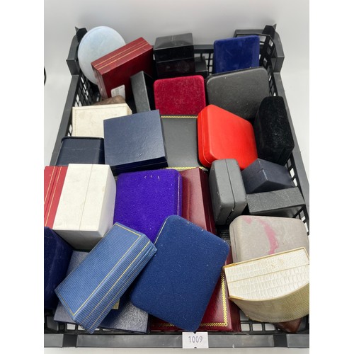 43 - Tray To Include Various Vintage and Modern Jewellery Boxes