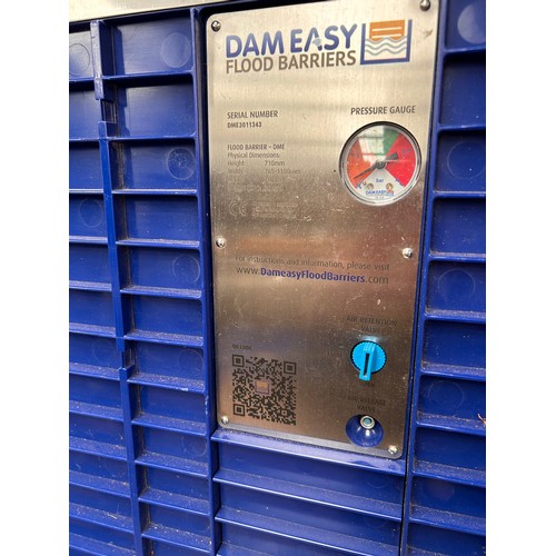 22 - Dam Easy Flood Barrier System For Doorways.