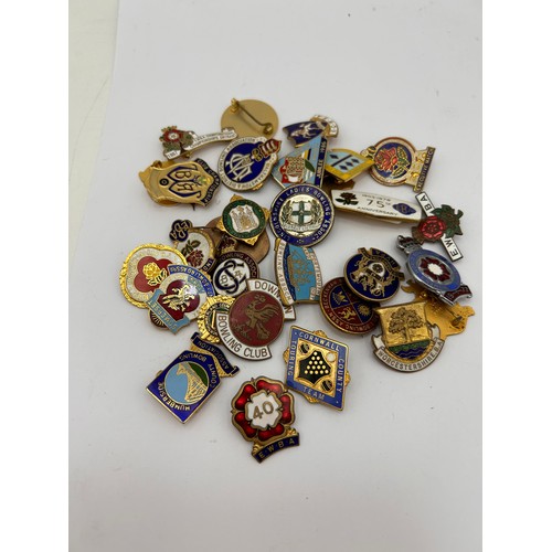 104 - Bag Of Approx 30 Badges Relating To Bowling , Enamel Mostly.