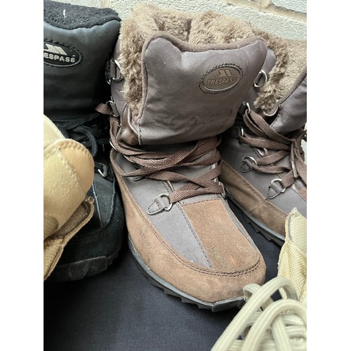 11 - 3 Pairs Ladies Winter Walking Boots Size 6 Including Tresspass . Lightly Worn