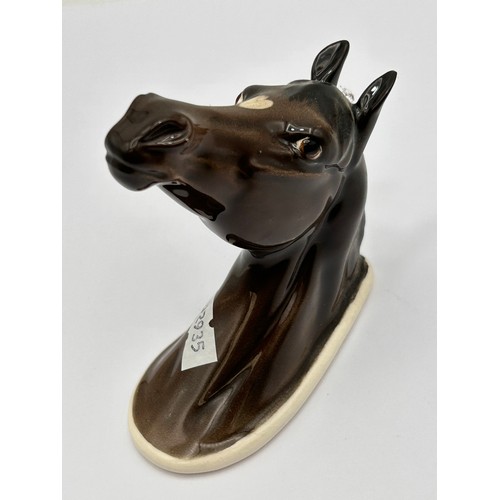 144 - Beswick Horse Head Figure Arab !385