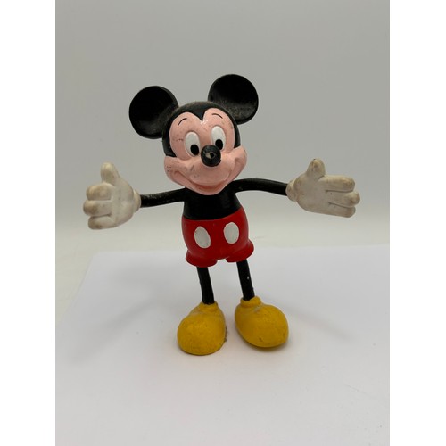 146 - Rubber Disney Mickey Mouse Glasses Holder 6