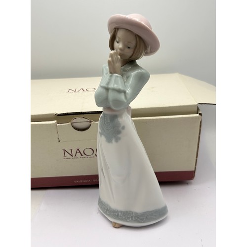 172 - Boxed Nao Figure Of A Girl 8