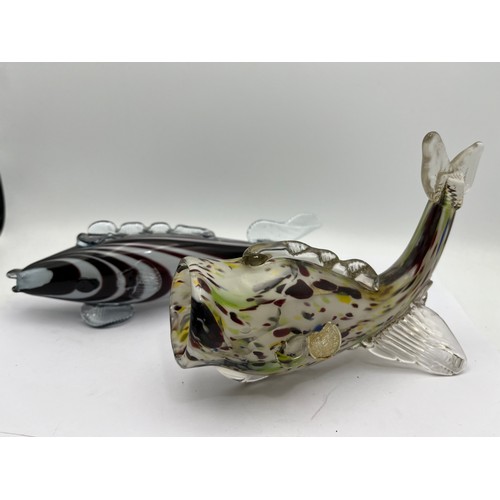 202 - Pair Of Murano Fish ,Longest 8