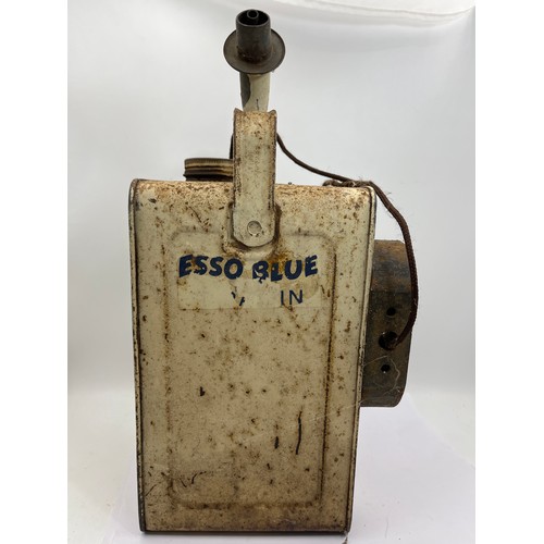 302 - Vintage Valor Fuel Can