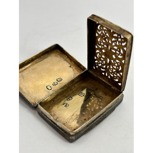 55 - Beautiful Little Silver Vinaigrette , Birmingham 1825 , Makers Mark IB .