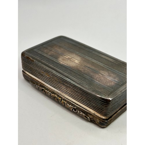 59 - Silver Snuff Box , Birmingham 1841 , Makers Mark N&R, 3