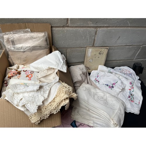 202 - Large Selection Of Table Linen And Lace Items