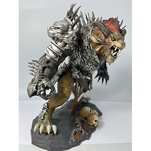 454 - Guildwars Rytlock Brimstone Collectors Edition Figure. Standing 10”