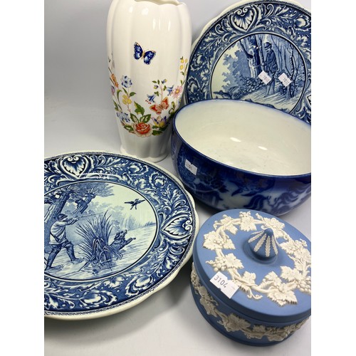 10 - Various Ceramics Including Wedgewood ,Aynsley And Blue White.