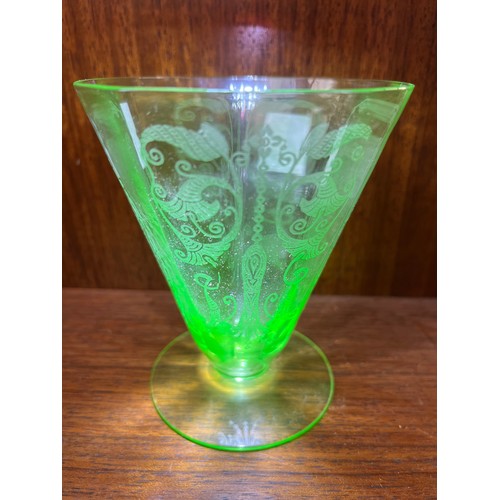 14 - Etched Uranium Glass Standing 4.5