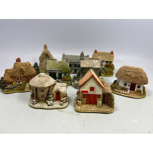 36 - Various Lilliput Lane Houses.