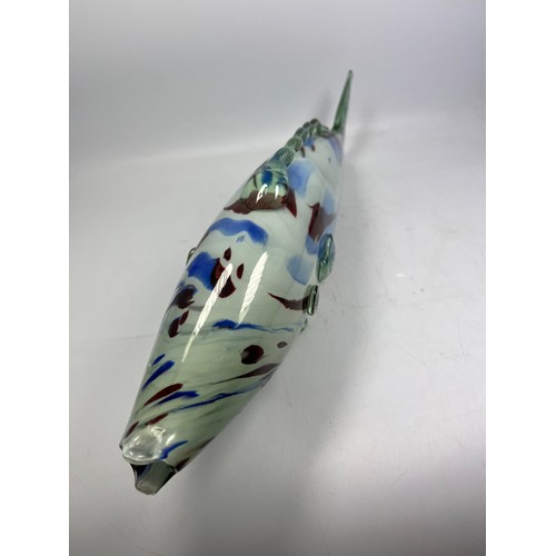 46 - Murano Style Fish 18