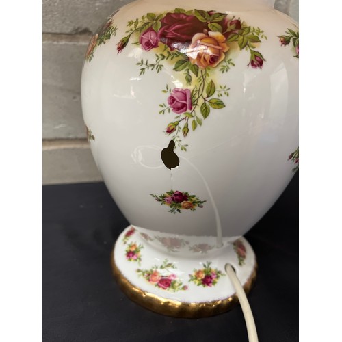 25 - Royal Albert Old Country Rose Lamp With Shade. Standing 25” Slight Damage  (Small Hole)