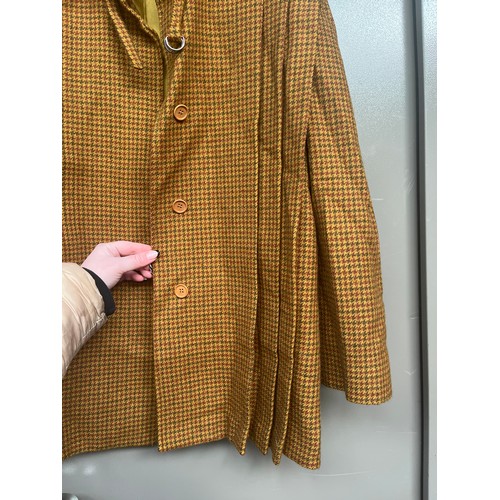 248 - Vintage Christian Dior Jacket, With Pleated Detailing, Rare Find, 100% Wool, Size Medium