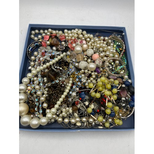 45 - Various Costume Jewellery Pieces