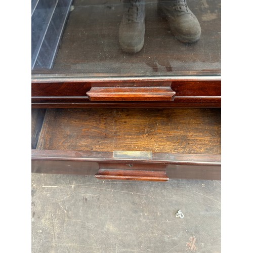 256 - Globe Wernicke ? Barrister Bookcase 74 x 12 x 44 , 6 Sections inc Bottom Drawer.