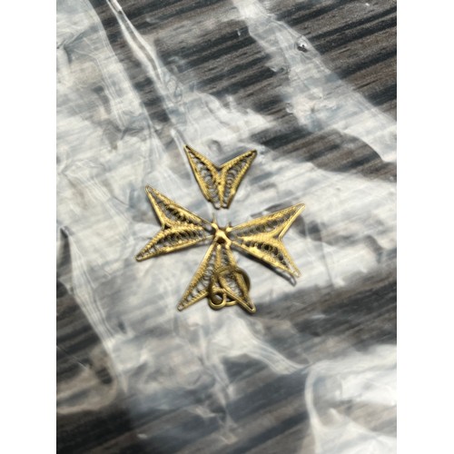 227 - 9ct Filigree Maltese Cross (see pics), Along With Yellow Metal Chain With 9ct Ireland Pendant. 3.5g