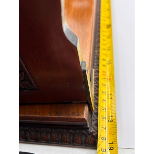 42 - A Late-Victorian or Edwardian Adjustable Mahogany Book Slide