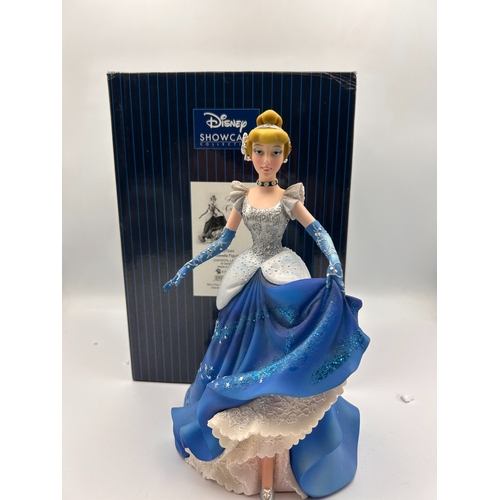 56 - Enesco Disney Showcase Couture de Force Cinderella Figurine