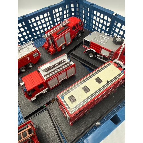 13 - Eight del Prado Fire Engines of the World die-cast model vehicles