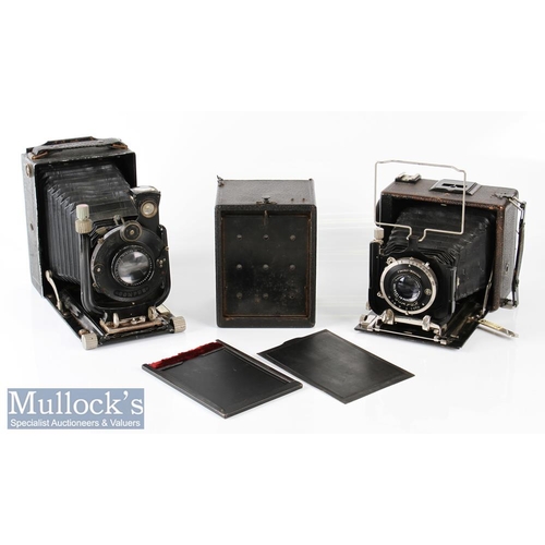 35 - Voigtlander Berghell folding camera with 1:4,5 f=15cm No639273 Heliar lens, compur shutter, plus an ... 