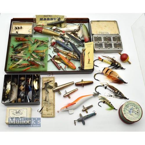 915 - Assorted Fishing Accessories to include Eagle Wave brass barrel swivels Hardy yellow belly minnow, H... 