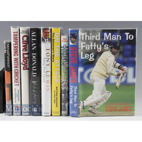 957 - Selection of Signed Cricket Books to include Cricket Choice by A Bedser, Allan Donald, hird Man to F... 