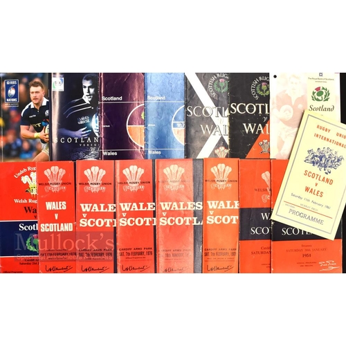 171 - Wales v Scotland Doublers Rugby Programmes (16): Immaculate 1961 pirate plus spare copies of tho... 