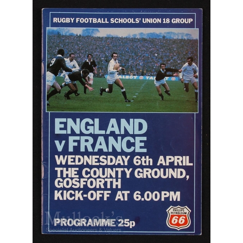 385 - Autographs, England Under 18 Rugby Teams 1983 (21): English players inc Will Carling and Victor Obug... 