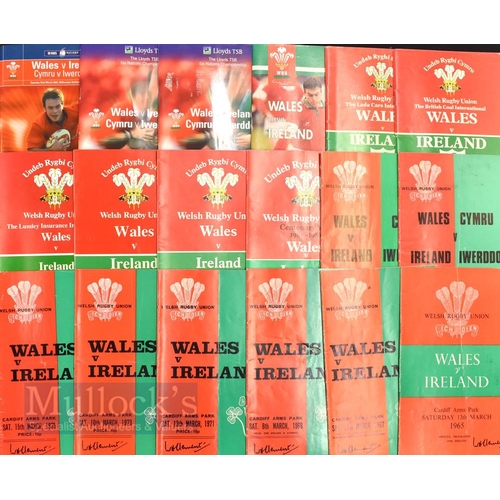 411 - 1949-2003 Wales v Ireland Rugby Programmes (26): Nearly 25 years of Celtic clashes, missing only 195... 