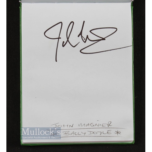 1121 - Autograph book Horse Racing related Signatures to include Joe Mercer, Willie Yan, W Buick, Harry Ben... 