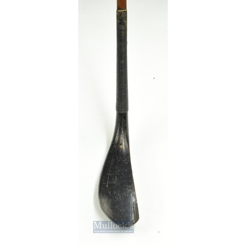 310 - J (Jamie) Anderson St Andrews dark stained fruitwood longnose play club c1865 the head measures 5.75... 