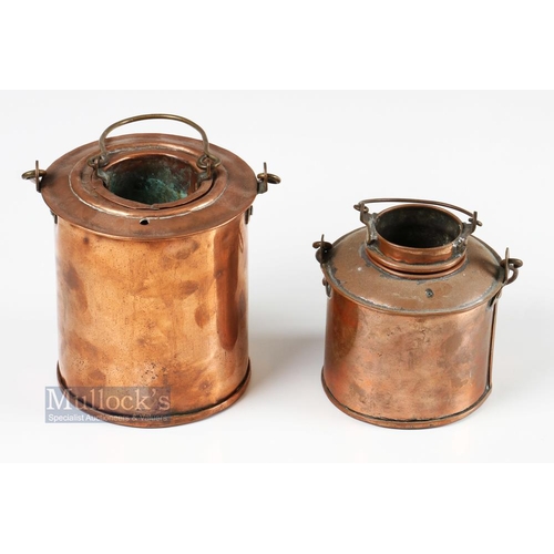 662 - 2x Golf Club Makers Copper Water Kettles - each with removable liner and each measure 5.75