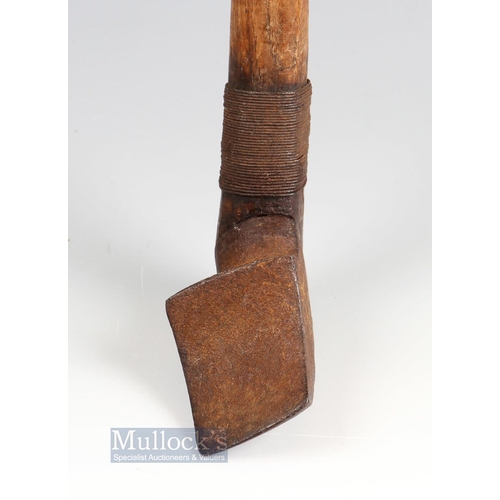 679 - 19thc Flemish/French Chloe iron club and wooden ball - fitted with thick corded grip c/w oval white ... 