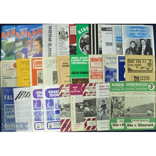 500 - Collection of Scottish programmes to include 1970/71 Aberdeen v Dundee Utd (SC replay), 1957/58 Aird... 