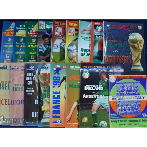 571 - Collection of Republic of Ireland full international match programmes to include 1955All Ireland v E... 