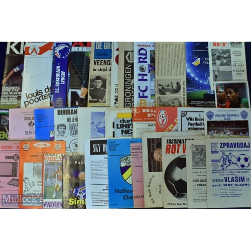 612 - European & Worldwide 1960s Onwards Programmes assortment of over 113 'all foreign clubs' from around... 