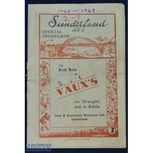 634 - 1948/49 Sunderland v Manchester Utd match programme 2 October 1948 at Roker Park; season/score on co... 